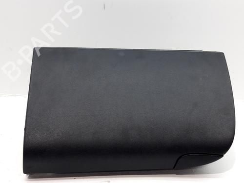 Used Glove box KIA CEE'D (JD) 1.0 T-GDI (100 hp) 31012033