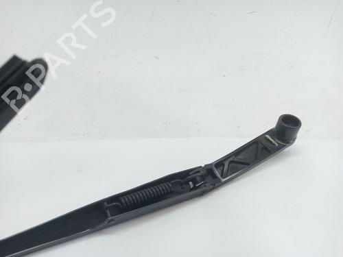 Front windshield wiper arm FORD FIESTA VII (HJ, HF) 1.5 TDCi | BP24586784C143 
