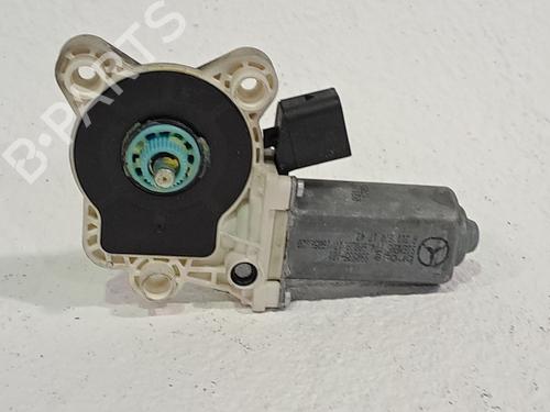 Rudehejsemotor forskærm højre MERCEDES-BENZ C-CLASS (W203) C 180 Kompressor (203.046) (143 hp) 23978227