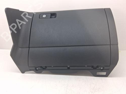 Used Glove box VW GOLF VII (5G1, BQ1, BE1, BE2) 1.4 GTE Hybrid (204 hp) 28975216
