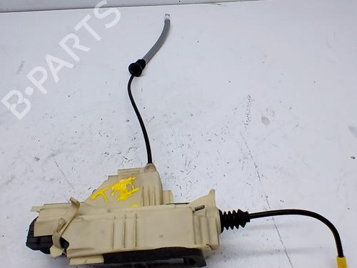 rear-left-lock-volvo-xc40-536-2017-38418753 main image