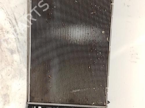 Used Water radiator Water radiator 38419012 38419012