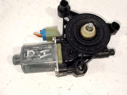 left-front-window-motor-seat-ateca-kh7-khp-2016-34393118 main image