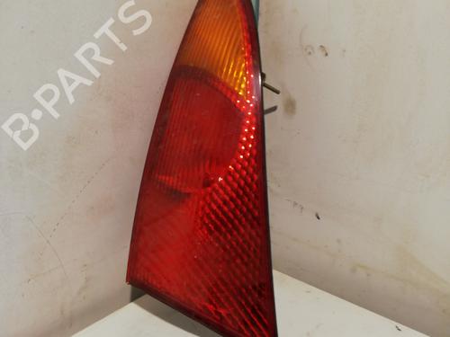 Used Right taillight FORD FOCUS I (DAW, DBW) 2.0 16V (131 hp) 25988467
