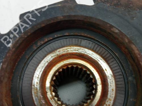 Left front steering knuckle OPEL COMBO Box Body/MPV (X12) 1.3 CDTI (B05) | BP23339121M25 