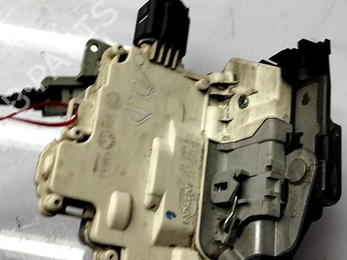 Used Front right lock SEAT LEON (1P1) 1.9 TDI (105 hp) 31012047