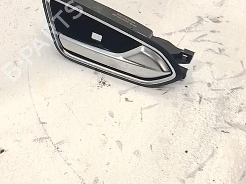 Used Front right interior door handle Front right interior door handle 38419744 38419744