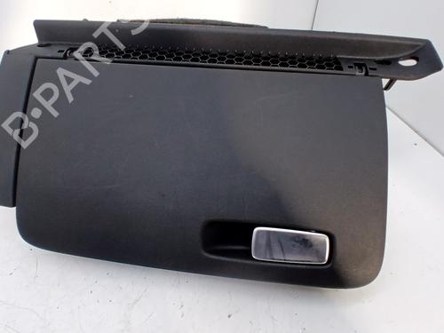 Vano posta oggetti Vano posta oggetti AUDI A1 Sportback (8XA, 8XF) 1.6 TDI (90 hp) 33764615 33764615