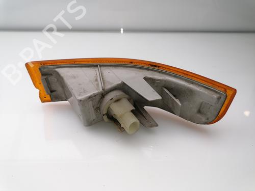 Right front indicator OPEL SENATOR B (V88) 3.0 (P19) | BP24308225C33 