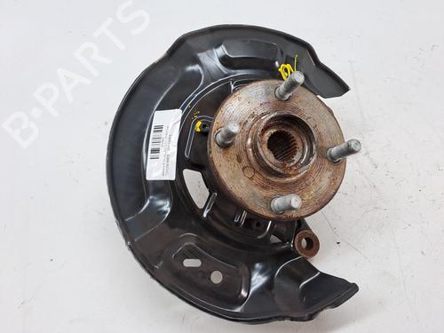 Used Right front steering knuckle TOYOTA YARIS (_P13_) 1.3 (NSP130_, NSP130) (99 hp) 23289030