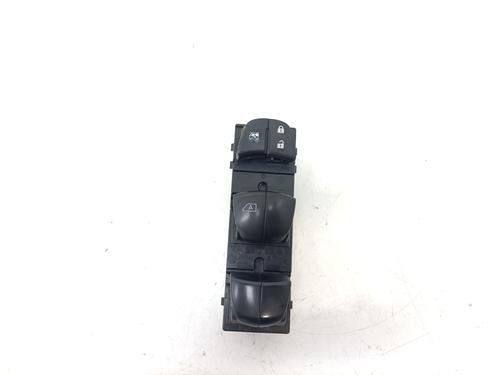 Used Left front window switch NISSAN QASHQAI II (J11, J11_) 1.2 DIG-T (115 hp) 29228169