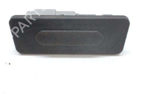 Used Tailgate handle RENAULT MEGANE IV Saloon 1.3 TCe 140 (LVNB) (140 hp) 31609698