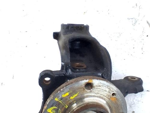 Used Left front steering knuckle Left front steering knuckle CITROËN C-ELYSEE (DD_) 1.6 BlueHDi 100 (99 hp) 34182083 34182083