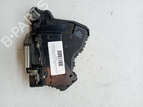 Used Front right lock TOYOTA COROLLA Saloon (_E15_) 2.0 D-4D (ADE150) (126 hp) 23353587