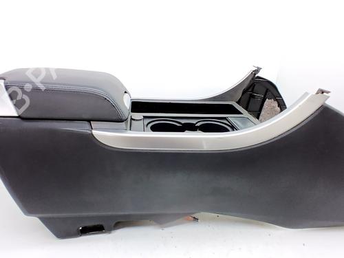 Console centrale Console centrale LAND ROVER RANGE ROVER SPORT I (L320) 2.7 D 4x4 (190 hp) 34708159 34708159