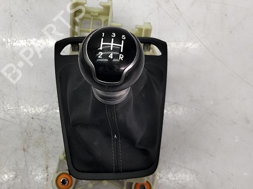 Used Gear lever Gear lever KIA RIO IV (YB, SC, FB) 1.2 CVVT (84 hp) 34708372 34708372
