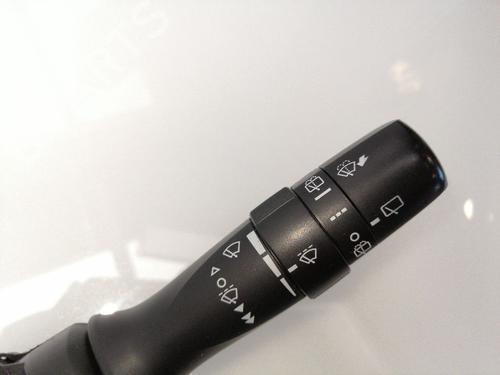 Used Switch TOYOTA AVENSIS Estate (_T27_) 2.0 D-4D (ADT270_, ADT270R) (124 hp) 23449564