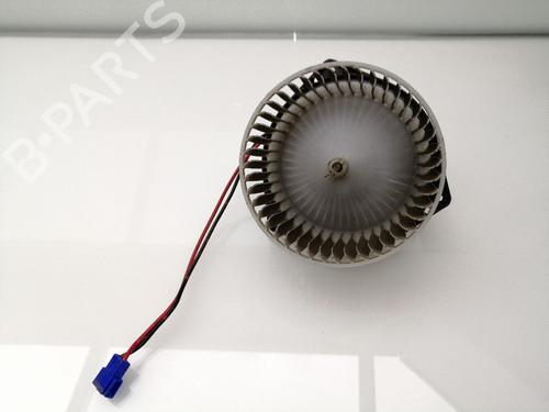 Used Heater blower motor SUZUKI GRAND VITARA I (FT, HT) 2.0 HDI 110 16V 4x4 (SQ420D, TD83V) (109 hp) 23378935
