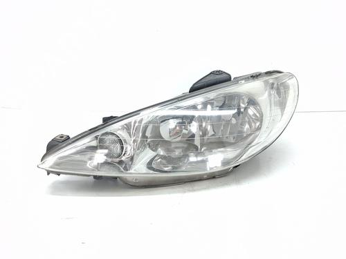 Venstre forlygte PEUGEOT 206 Hatchback (2A/C) 1.4 HDi eco 70 (68 hp) 28958403