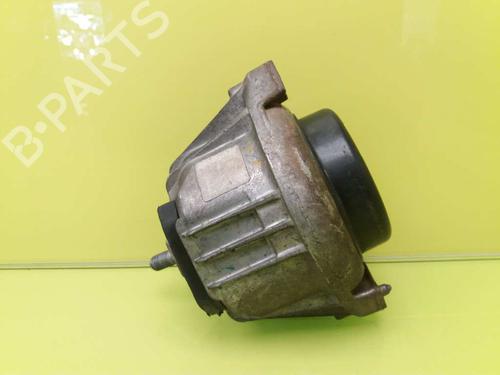Used Engine mount BMW 3 (E90) 318 d (122 hp) 23382156