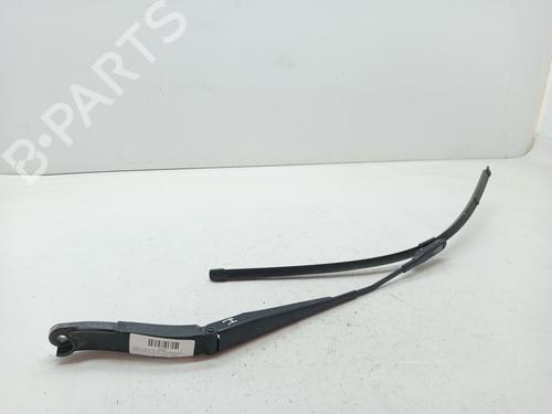 Used Front windshield wiper arm MERCEDES-BENZ M-CLASS (W164) ML 280 CDI 4-matic (164.120) (190 hp) 23357435