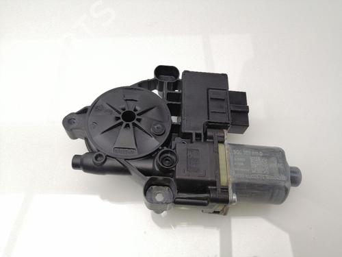 Left rear window motor SEAT IBIZA V (KJ1, KJG) 1.6 TDI | BP23651439E23 
