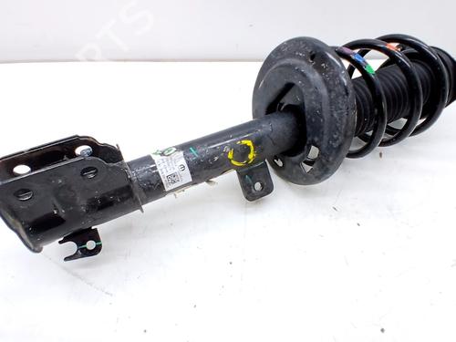 Used Right front shock absorber Right front shock absorber PEUGEOT 2008 II (UD_, US_, UY_, UJ_, UR_, UC_) 1.2 Hybrid 136 (URHPYC, USHPY) (136 hp) 36666083 36666083