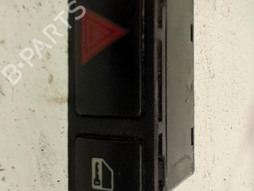 Advarselsbryter Advarselsbryter BMW 3 Touring (E46) 325 xi (192 hp) 33764937 33764937