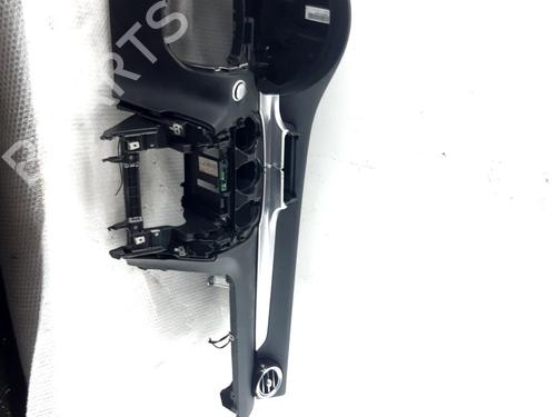 Used Dashboard Dashboard 37223884 37223884