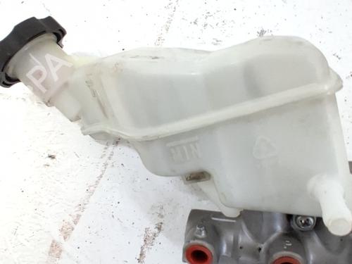 Brake master cylinder KIA CARENS IV 1.7 CRDi | BP36665728M77 - Image 2