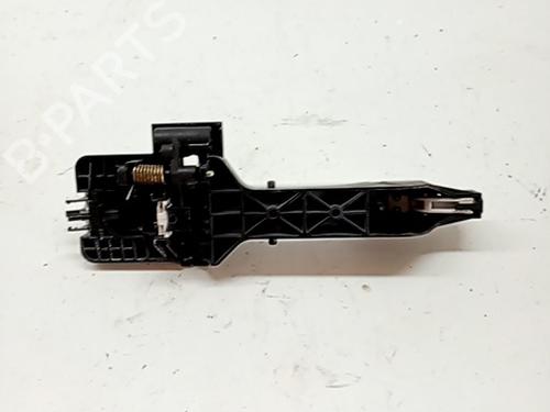 Højre fortil udvendigt håndtag HYUNDAI i30 (GD) 1.4 CRDi (90 hp) 30050390