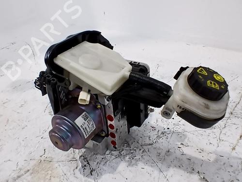 brake-master-cylinder-volvo-xc40-536-2017-38418740 main image