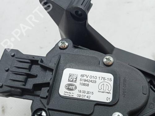 Used Pedal FIAT 500X (334_) 2.0 D Multijet 4x4 (334AXB22, 334AXD2B) (140 hp) 23339700