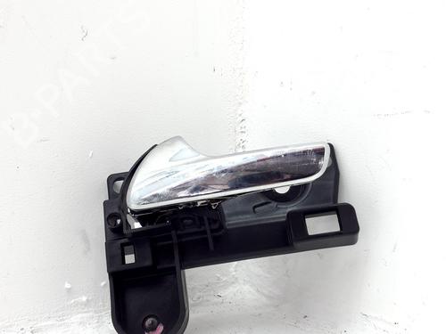 Used Front left interior door handle Front left interior door handle FIAT FREEMONT (345_) 2.0 JTD (140 hp) 34209308 34209308