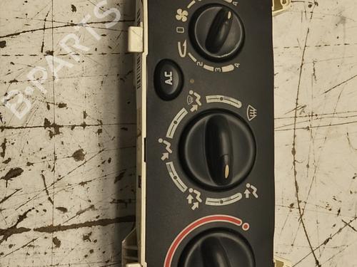 Used Climate control Climate control 39429566 39429566