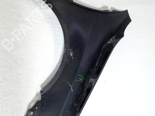 Used Left front fenders Left front fenders 38437492 38437492