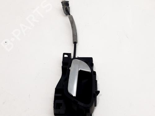 Venstre bagtil invendig håndtag PEUGEOT 208 I (CA_, CC_) 1.6 HDi / BlueHDi 75 (75 hp) 31752220