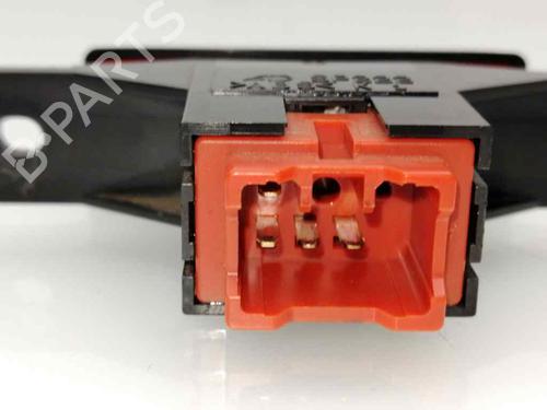 Used Warning switch SUZUKI GRAND VITARA II (JT, TE, TD) 1.9 DDiS All-wheel Drive (JT419, TD44, JB419WD, JB419XD,... (129 hp) 23935646