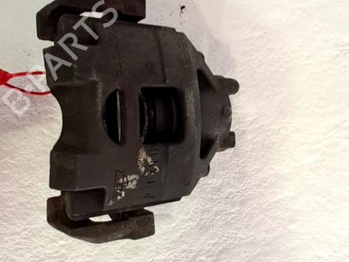 Used Right front brake caliper TOYOTA YARIS (_P9_) 1.4 D-4D (NLP90_, NLP90R) (90 hp) 30477924