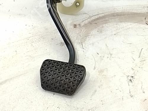 Used Break pedal Break pedal 38419923 38419923