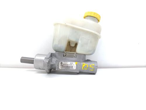 Brake master cylinder JEEP GRAND CHEROKEE II (WJ, WG) 3.1 TD 4x4 | BP26285771M77 