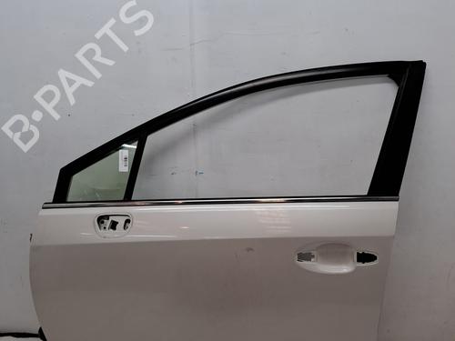Used Left front door SUBARU XV (_GP_) 2.0 i AWD (GP7, G33GP) (150 hp) 23380751