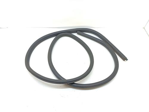 Used Rubber door seal BMW X1 (E84) sDrive 18 d (143 hp) 26538481