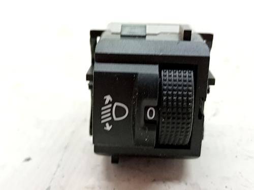 Used Headlight switch FIAT 600e / 600 (365_, 364_) Mild Hybrid (136 hp) 31701027