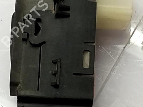 Right rear window switch JEEP GRAND CHEROKEE III (WH, WK) 3.0 CRD | BP30921276I28