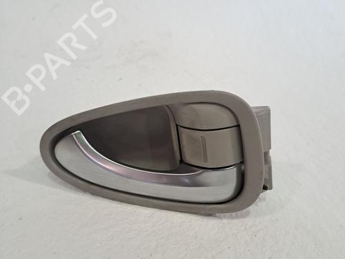 Used Rear right interior door handle TOYOTA AVENSIS Saloon (_T27_) 2.0 D-4D (WWT271_) (143 hp) 26381741