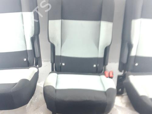Asientos traseiros Asientos traseiros 39556763 39556763