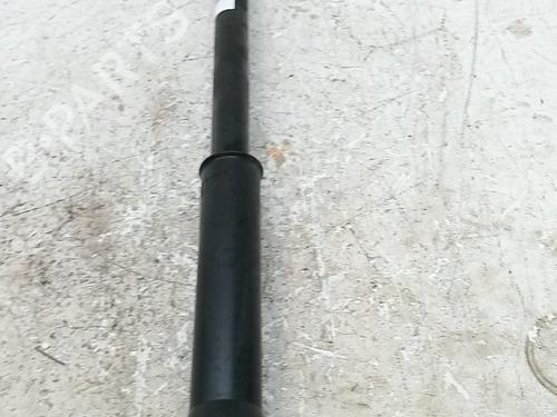 right-rear-shock-absorber-renault-arkana-i-lcm_-ldn_-2019-37590553 main image