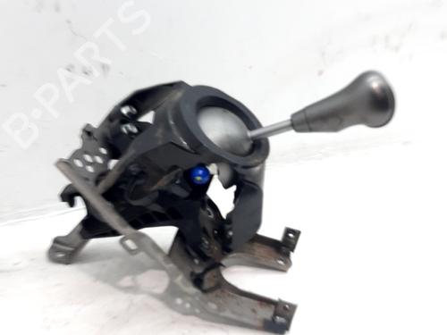 Used Gear lever Gear lever HONDA CIVIC VIII Hatchback (FN, FK) 2.2 CTDi (FK3) (140 hp) 35946943 35946943
