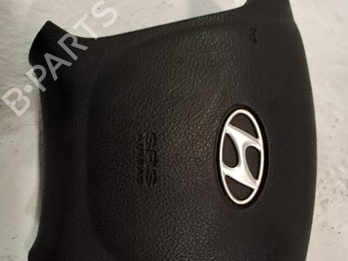 Used Driver airbag Driver airbag HYUNDAI SANTA FÉ II (CM) 2.2 CRDi 4x4 (155 hp) 33767220 33767220